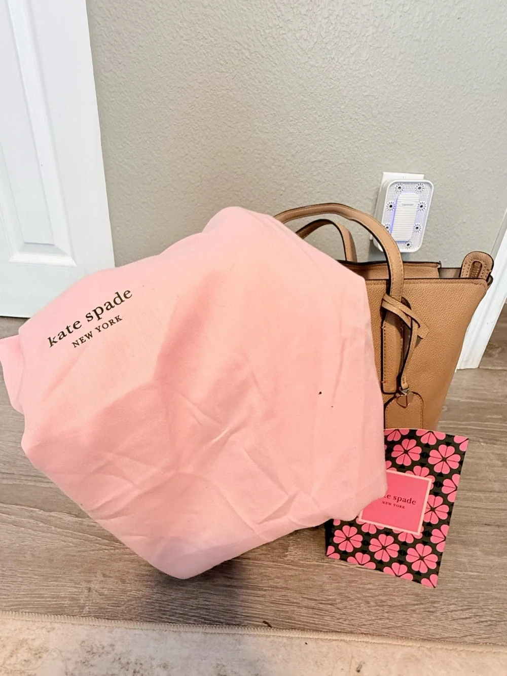 kate spade tan leather tote with pink dust bag and floral card
